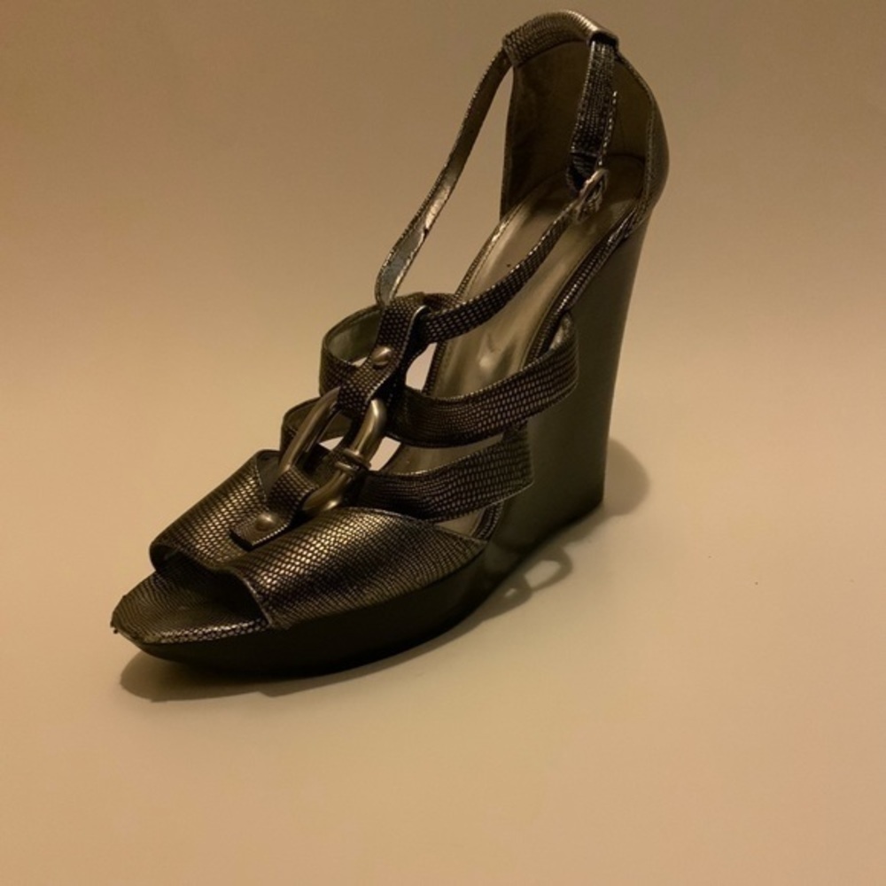 Calvin Klein Solana Pewter wedges - Picture 3 of 10